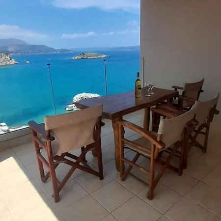Dina Appartement Almirida
